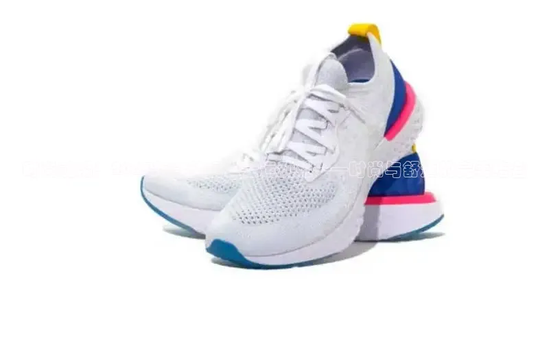 时尚前沿：2025新款热门女士运动鞋——时尚与舒适的完美结合